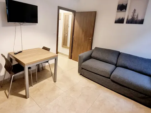 Pronájem bytu 1+kk, Praha - Vršovice, Rostovská, 23 m2