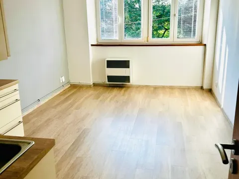 Pronájem bytu 2+kk, Praha - Strašnice, Černokostelecká, 55 m2