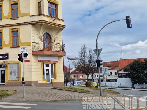 Pronájem obchodního prostoru, Plzeň, Na Roudné, 76 m2