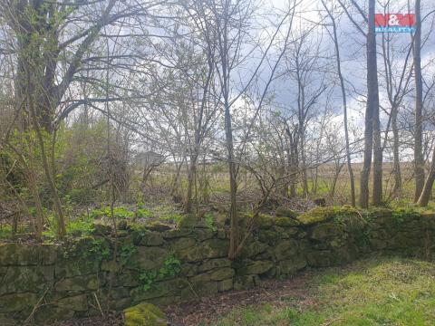 Prodej pole, Kozlovice, 1818 m2