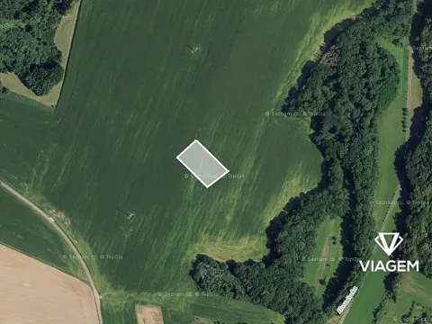 Prodej podílu pole, Okřesaneč, 855 m2