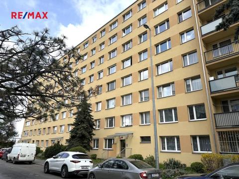Pronájem bytu 2+kk, Praha - Záběhlice, Jetelová, 39 m2