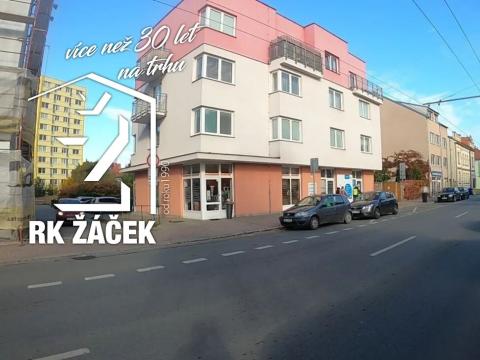 Pronájem garážového stání, České Budějovice, Lidická tř., 18 m2