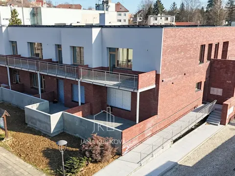 Pronájem bytu 1+kk, Osvětimany, 45 m2