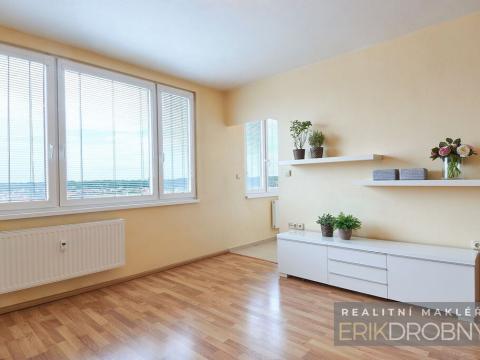 Pronájem bytu 1+kk, Pardubice - Polabiny, Okrajová, 27 m2