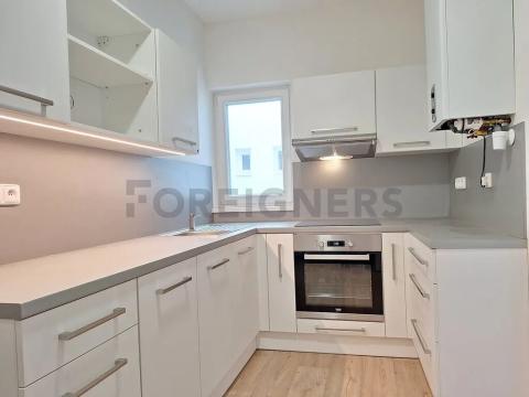 Pronájem bytu 2+1, Olomouc, Horní náměstí, 55 m2