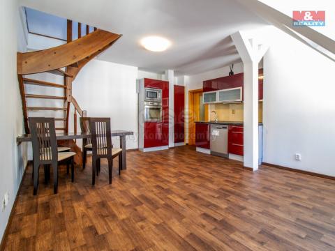 Pronájem bytu 2+kk, Lomnice nad Popelkou, Komenského, 62 m2