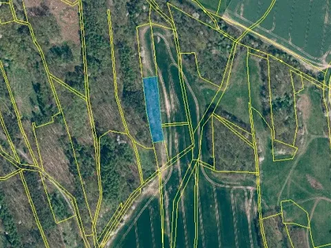 Prodej pole, Liběšice, 2517 m2