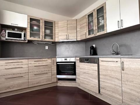 Prodej bytu 3+1, Všeradice, 82 m2