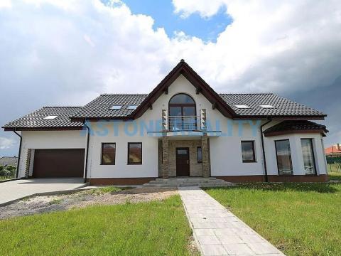 Prodej rodinného domu, Trnová, 370 m2