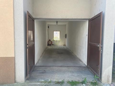Pronájem garáže, Rokycany, Havlíčkova, 23 m2