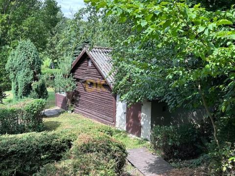 Dražba chaty, Bratronice, 32 m2