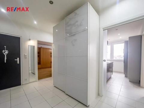 Pronájem bytu 2+1, Praha - Kamýk, Rytířova, 61 m2