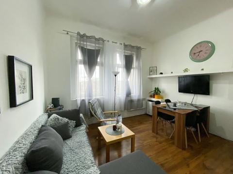 Pronájem bytu 2+kk, Praha - Holešovice, Bubenská, 50 m2