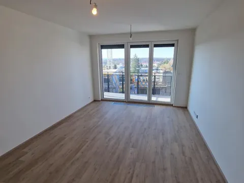 Prodej bytu 1+kk, Praha - Háje, Sochorcova, 33 m2