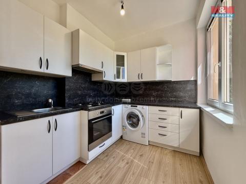 Prodej bytu 2+1, Ostrava - Poruba, Moyzesova, 52 m2