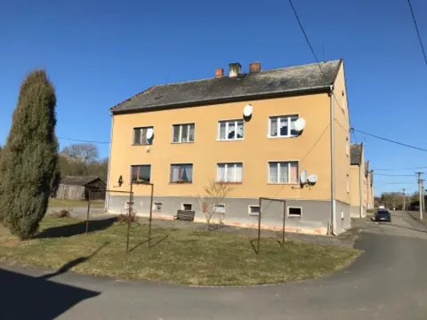 Prodej bytu 3+1, Chříč, 78 m2