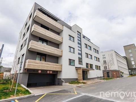 Prodej garážového stání, Praha - Vinohrady, Perucká, 18 m2