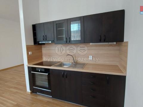 Pronájem bytu 1+kk, Humpolec, Nerudova, 33 m2