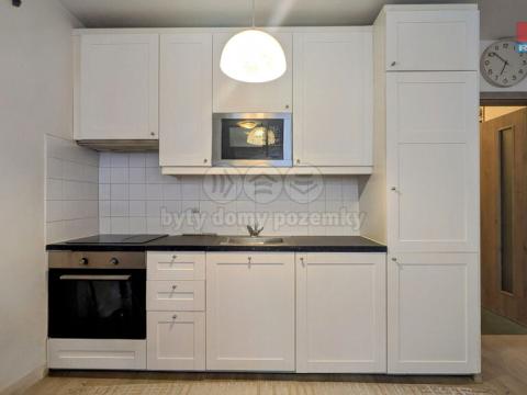 Pronájem bytu 1+kk, Praha - Stodůlky, Toufarova, 34 m2