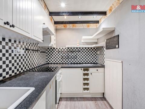 Prodej bytu 2+kk, Teplice - Prosetice, Pod školou, 47 m2