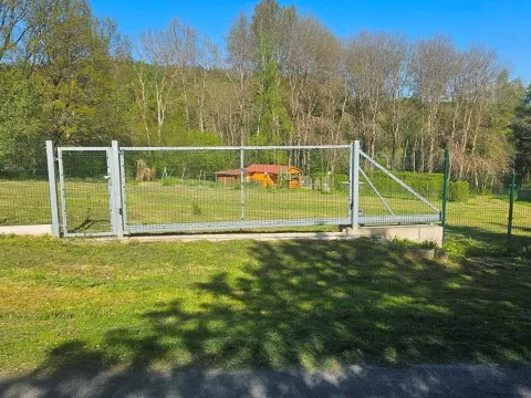 Dražba pozemku pro bydlení, Omlenice, 4505 m2