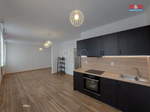 Pronájem bytu 2+kk, Humpolec, Nerudova, 37 m2