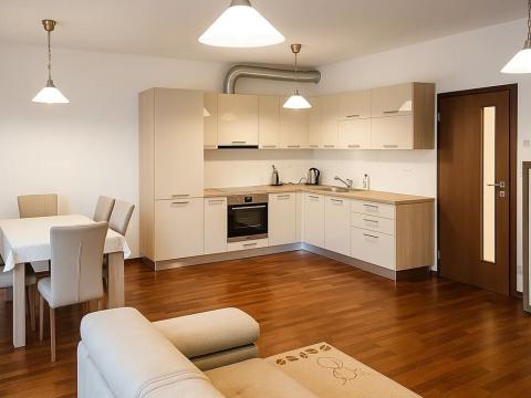 Prodej bytu 2+kk, Praha - Žižkov, Olšanská, 79 m2