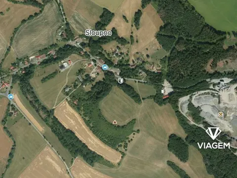 Prodej komerčního pozemku, Sloupno, 5729 m2
