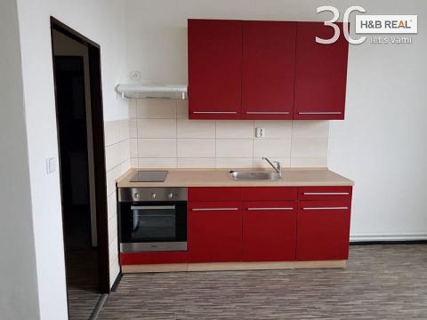 Pronájem bytu 1+kk, Hranice - Hranice I-Město, Tř. 1. máje, 30 m2
