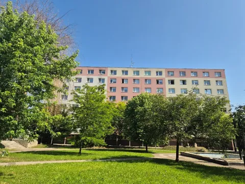 Pronájem bytu 1+1, Uherské Hradiště, náměstí Republiky, 34 m2