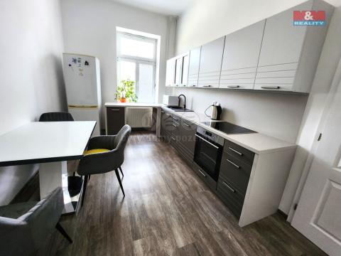 Pronájem bytu 1+1, Louny, Poděbradova, 60 m2
