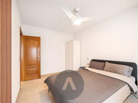 Prodej bytu 3+kk, Torrevieja, Španělsko, Calle Emil, 46 m2