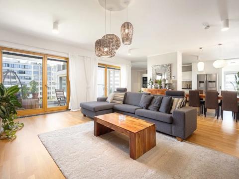 Pronájem bytu 4+kk, Praha, Za Karlínským přístavem, 150 m2