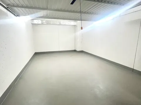 Pronájem komerční nemovitosti, Praha - Hloubětín, Poděbradská, 20 m2