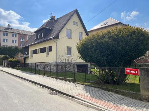Pronájem bytu 3+1, Jeseník, Vaškova, 85 m2