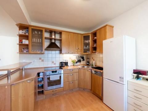 Pronájem bytu 2+kk, Jesenice, Mezi Domy, 54 m2