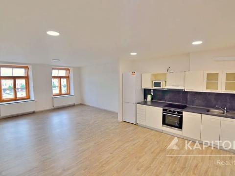 Pronájem bytu 2+kk, Moravská Třebová, nám. T. G. Masaryka, 97 m2
