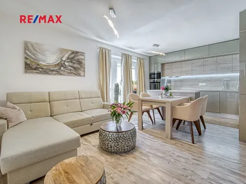 Prodej bytu 3+1, Moravský Krumlov, Břízová, 67 m2