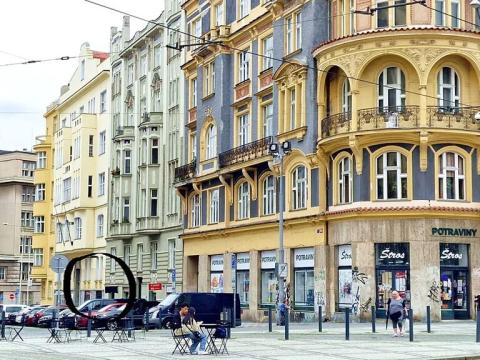 Pronájem restaurace, Praha - Holešovice, Janovského, 200 m2