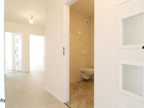 Prodej bytu 3+1, Praha - Horní Měcholupy, Livornská, 78 m2