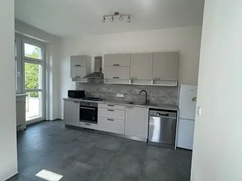 Pronájem bytu 4+1, Praha - Dejvice, Na Šťáhlavce, 115 m2