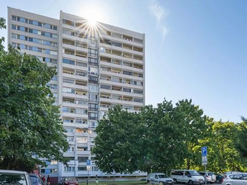 Pronájem bytu 2+kk, Praha - Kobylisy, Kyselova, 60 m2
