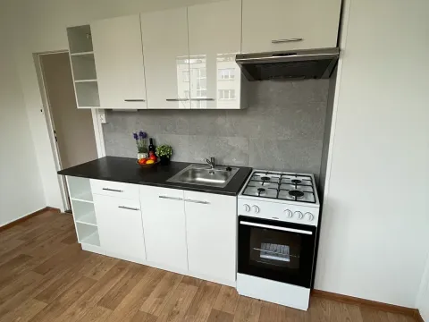 Pronájem bytu 2+1, Česká Lípa, Uranová, 59 m2