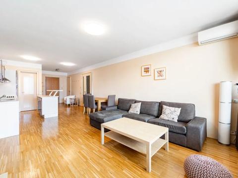 Pronájem bytu 2+kk, Praha - Karlín, Rohanské nábřeží, 78 m2