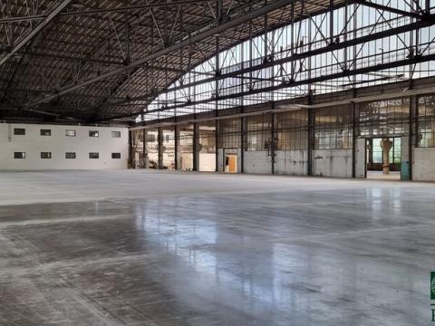 Pronájem skladu, Praha - Letňany, Beranových, 6800 m2