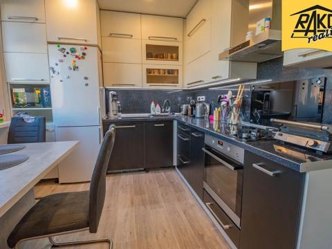 Prodej bytu 3+1, Trutnov, Za Komínem, 73 m2
