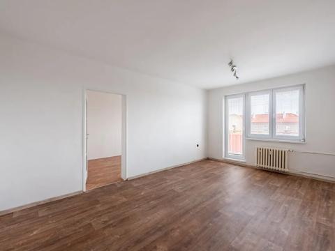 Pronájem bytu 3+1, Praha - Strašnice, Černokostelecká, 75 m2