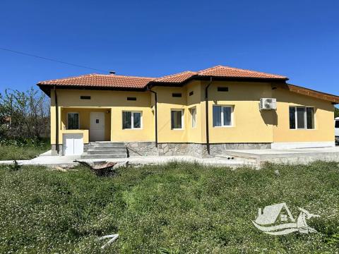 Prodej rodinného domu, Dobrevo, Bulharsko, 95 m2