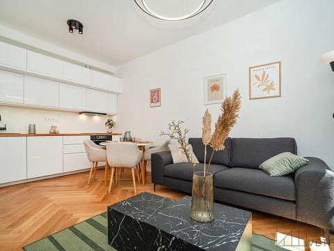 Pronájem bytu 2+kk, Praha - Žižkov, Hartigova, 44 m2